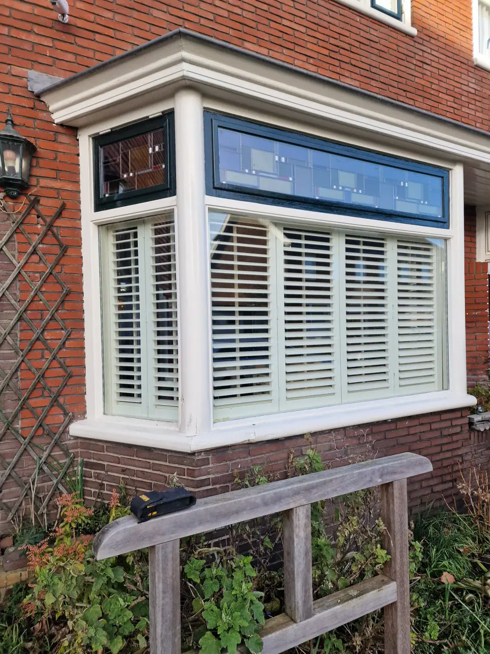 De erker in Beverwijk vóór aanvang van de restauratie